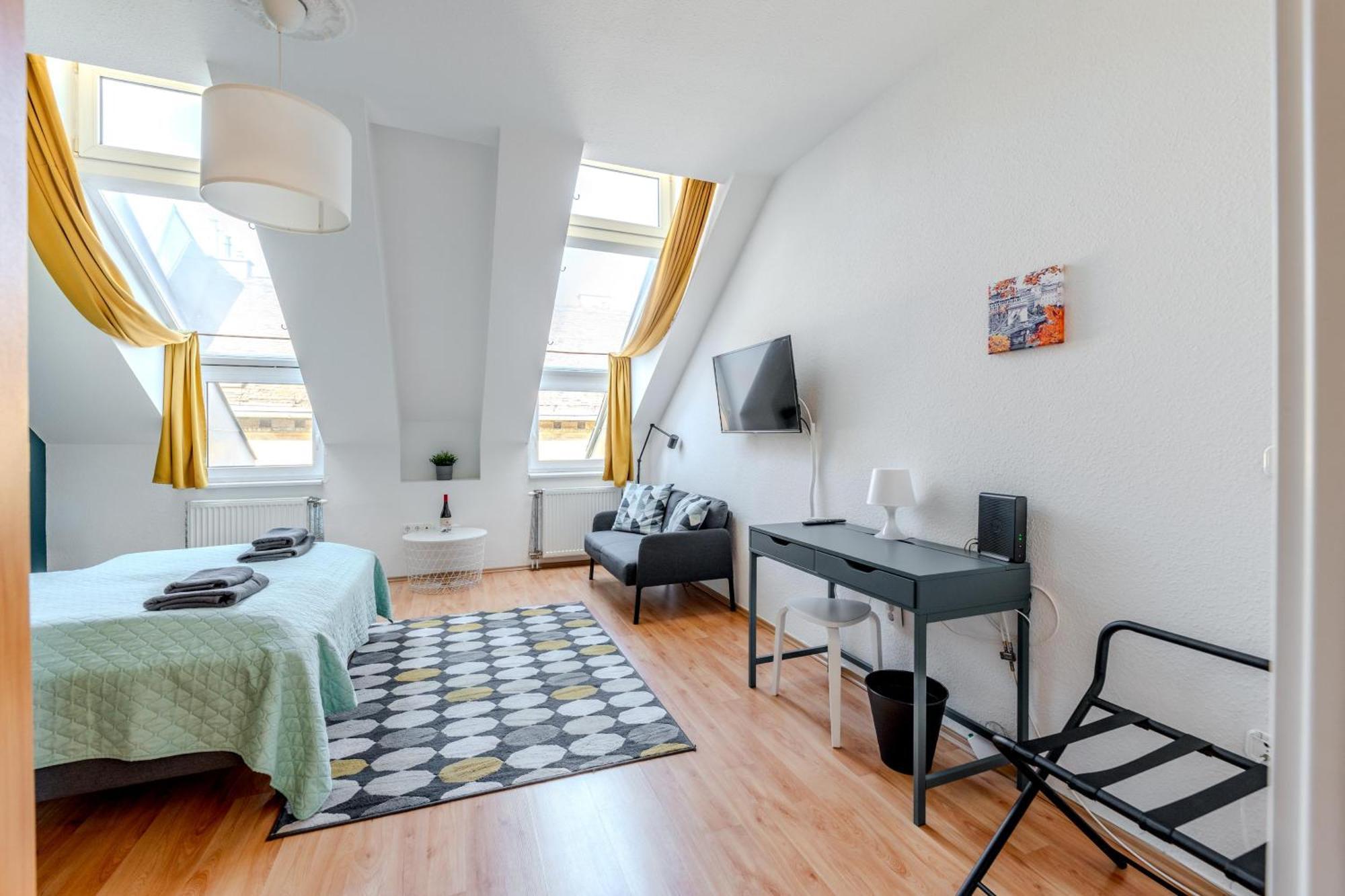 Cozy Flat In The Heart Of Buda Budapest Exterior photo